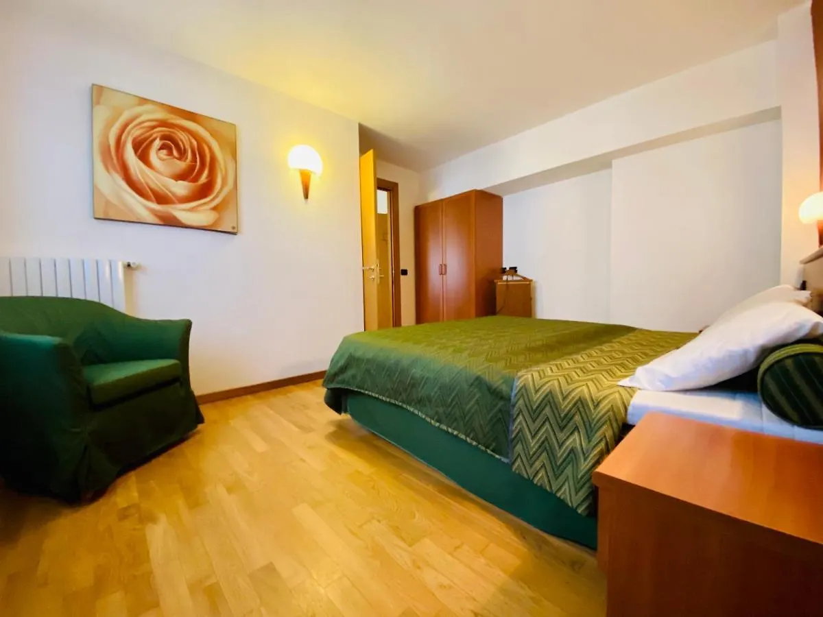Hotel Pizzo Scalino Chiesa in Valmalenco