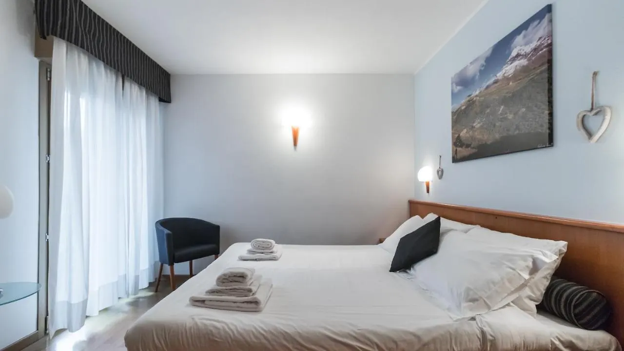 Hotel Pizzo Scalino Chiesa in Valmalenco