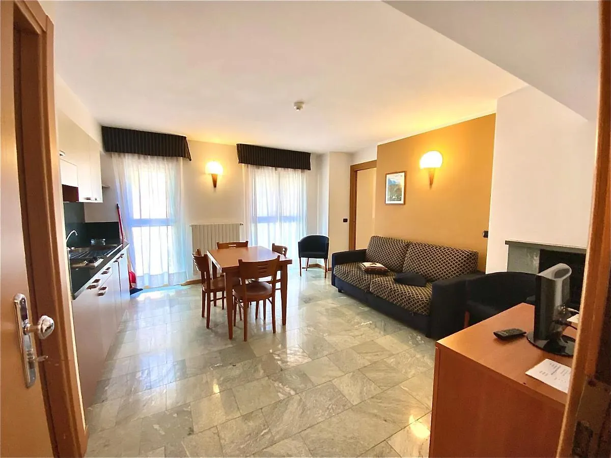Residence Pizzo Scalino Chiesa in Valmalenco 4*,  Italy