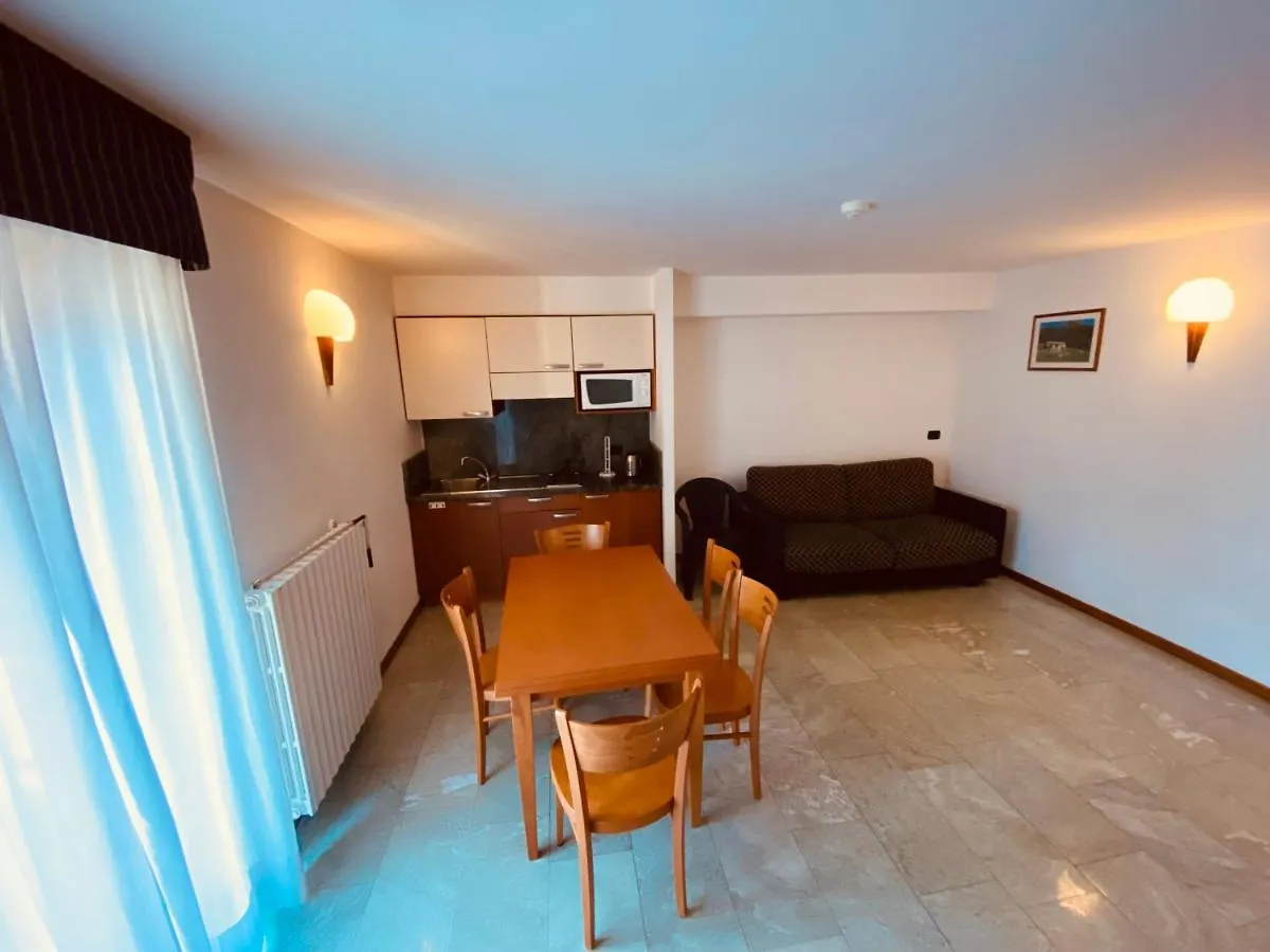 Residence Pizzo Scalino Chiesa in Valmalenco Hotel